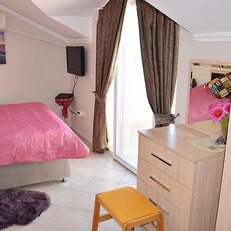 Thera 22 Apartment